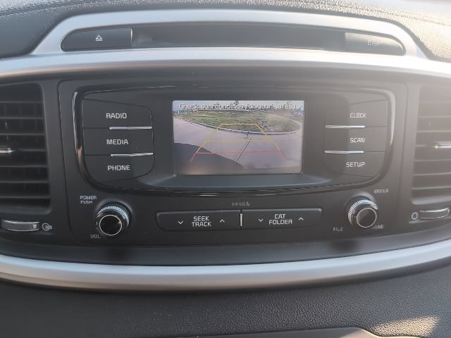 Used 2017 Kia Sorento AWD image 21