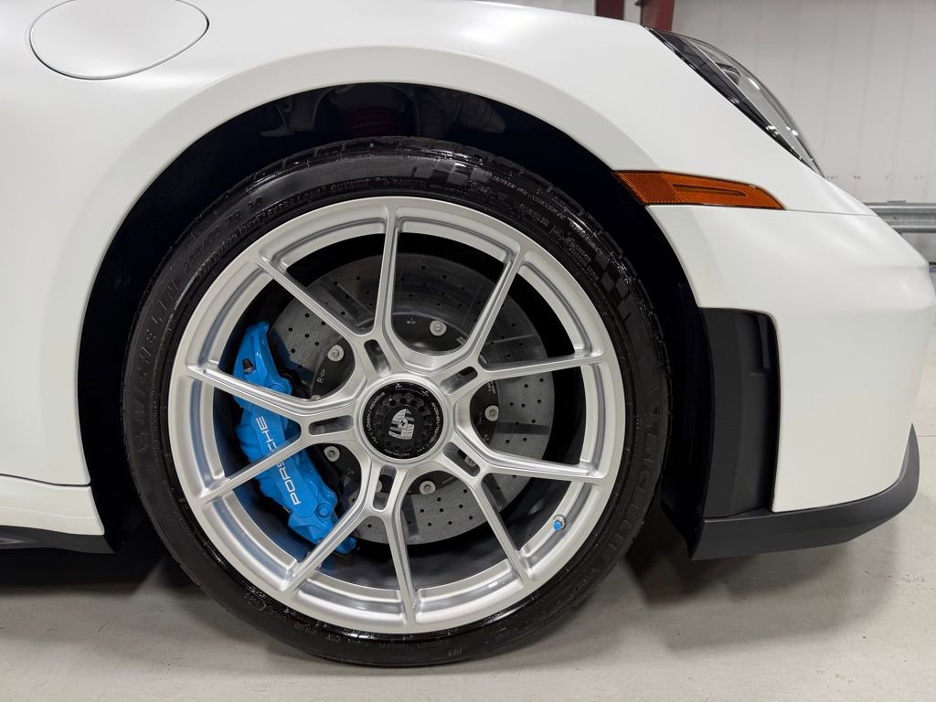Used 2026 Porsche 911 GT3 RWD image 16