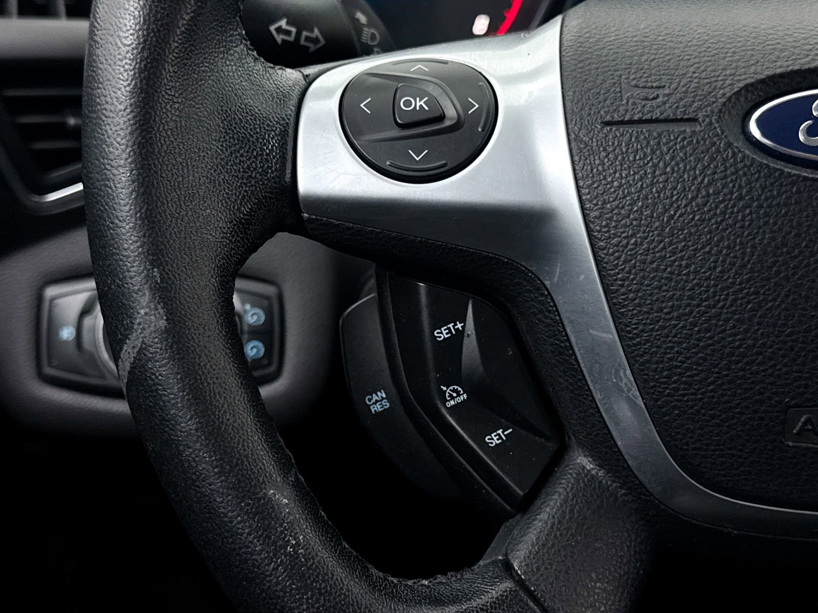 Used 2013 Ford Escape Titanium image 30