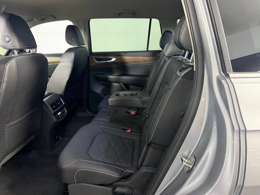 Used 2026 Volkswagen Atlas SE AWD/4WD image 23