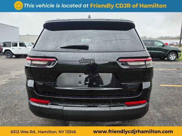 Used 2023 Jeep Grand Cherokee Limited w/ Trailer Tow Prep Group (B) AWD/4WD image 6