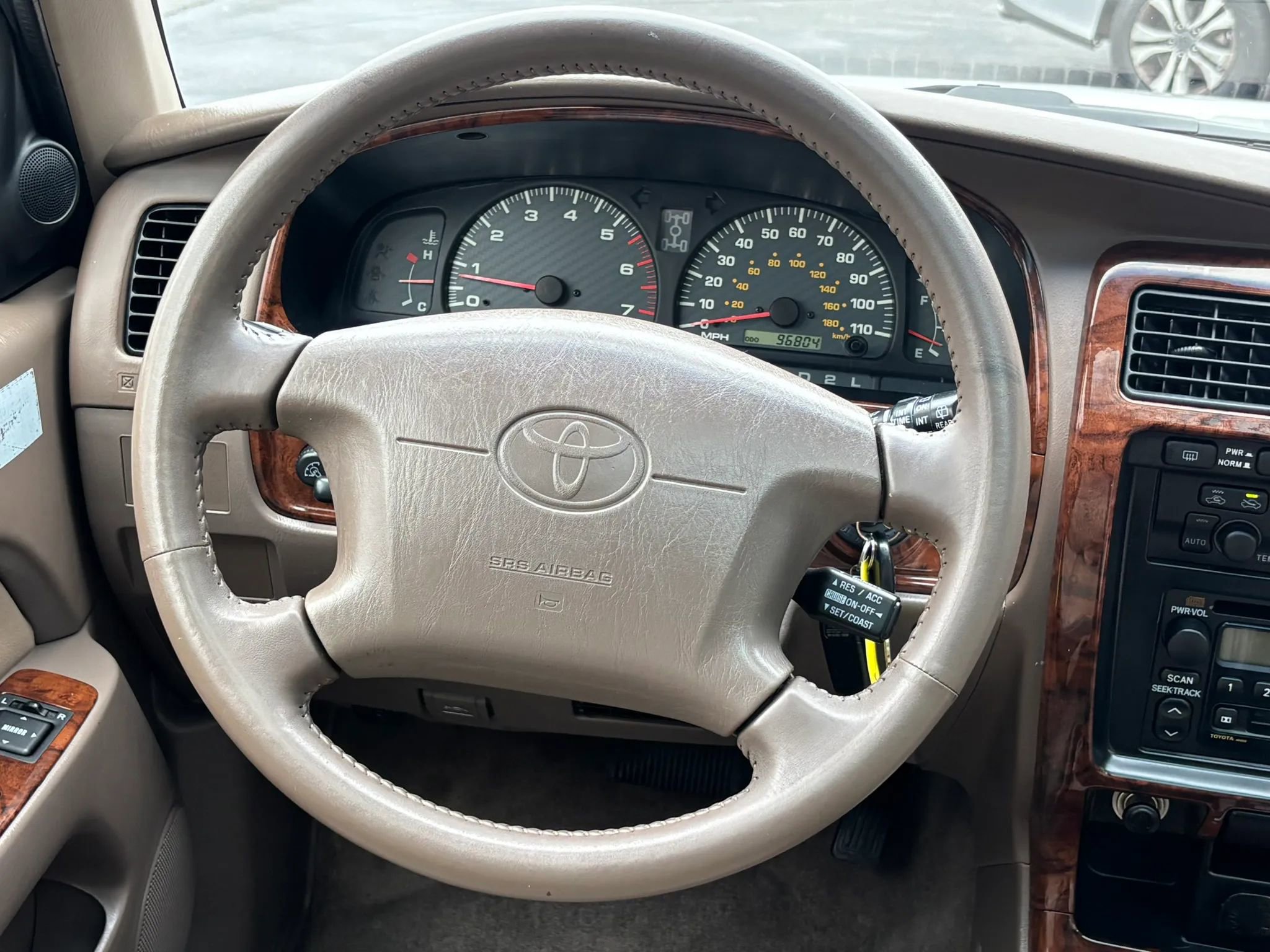 Used 2000 Toyota 4Runner Limited AWD/4WD image 28