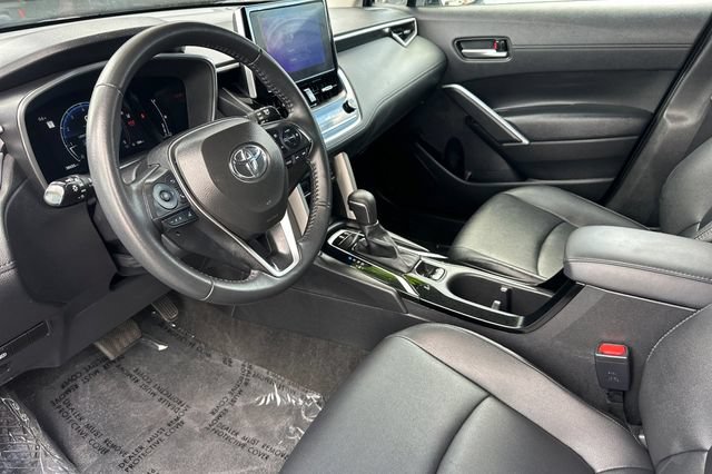 Certified 2025 Toyota Corolla Cross XLE FWD image 12
