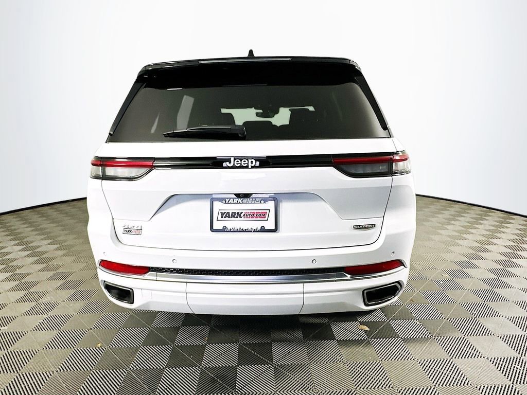 Certified 2025 Jeep Grand Cherokee Summit image 9