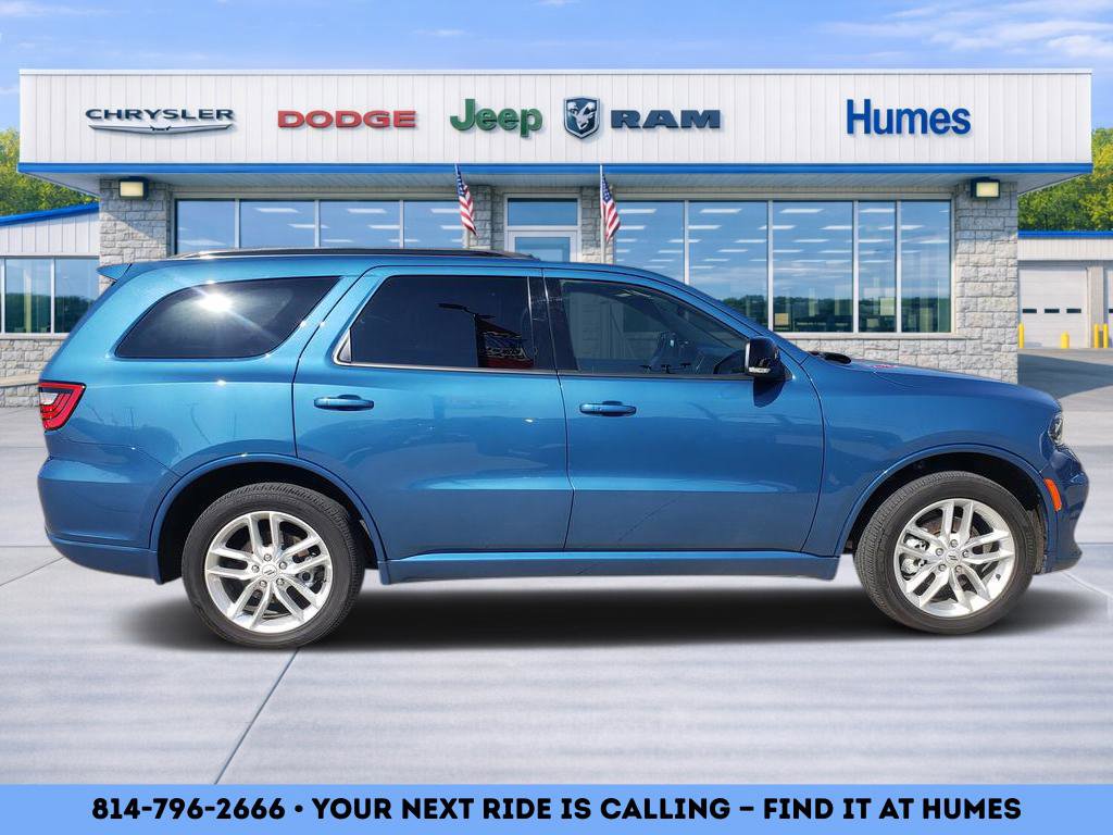 Used 2025 Dodge Durango GT image 2