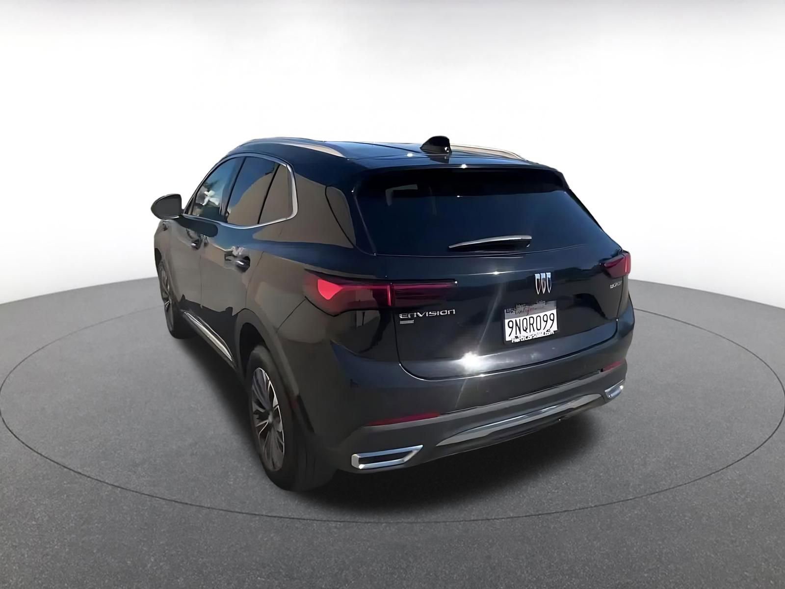 Used 2024 Buick Envision Preferred image 11