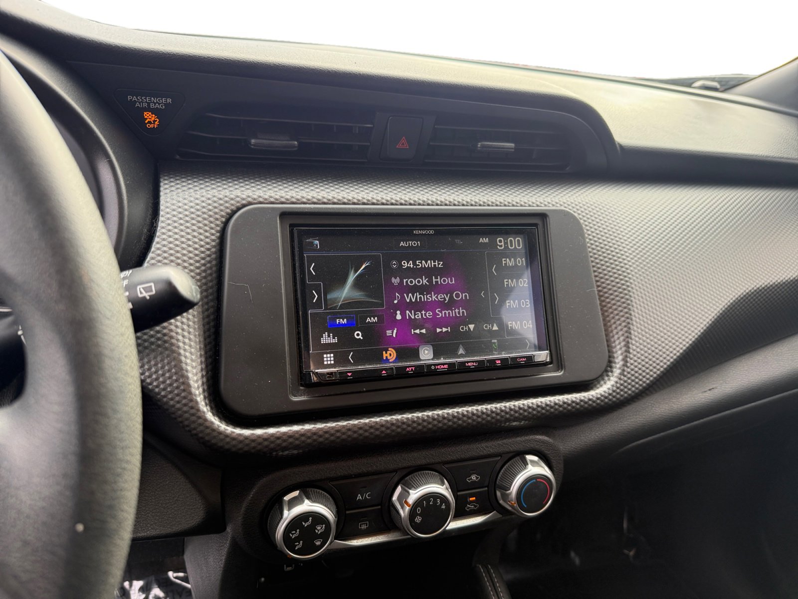 Used 2018 Nissan Kicks S image 12