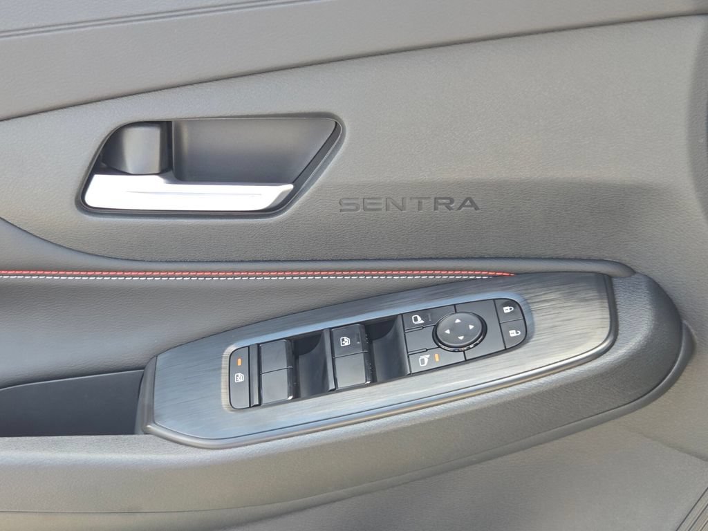 New 2026 Nissan Sentra SR FWD image 24