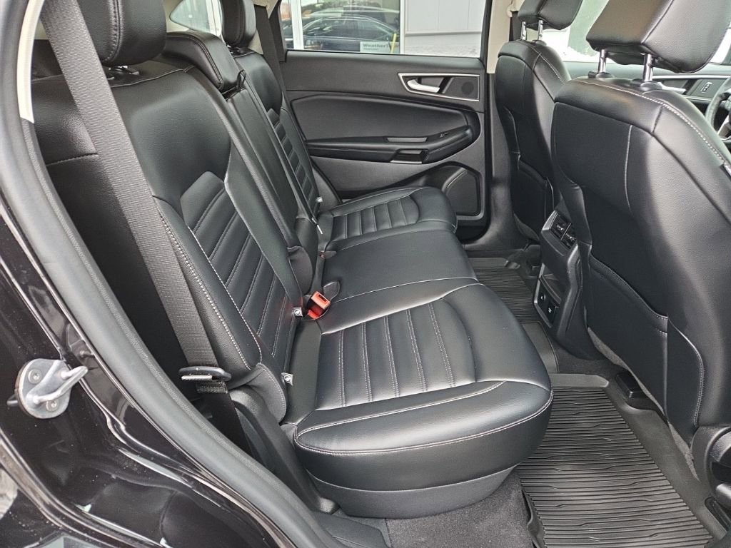 Used 2023 Ford Edge SEL w/ Convenience Package image 32