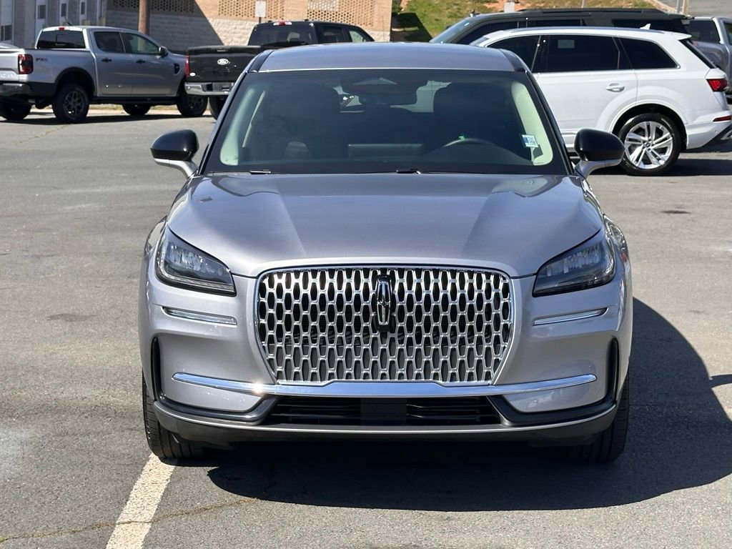 Used 2024 Lincoln Corsair AWD image 9