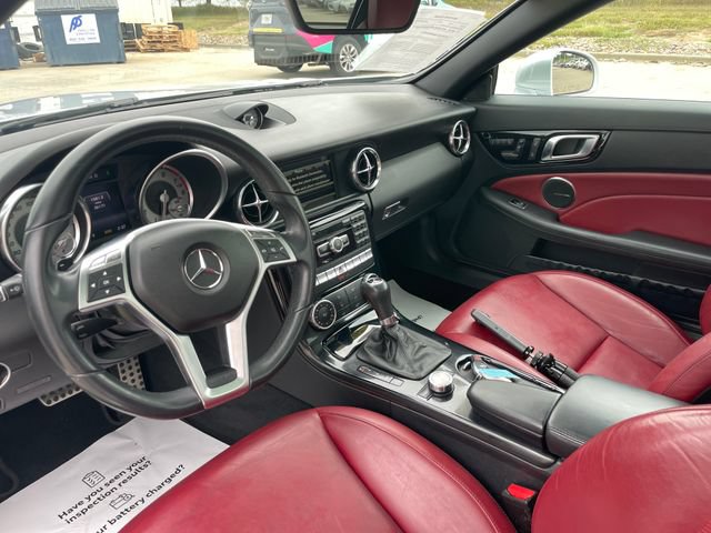 Used 2014 Mercedes-Benz SLK 350 image 36
