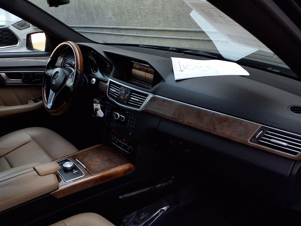 Used 2013 Mercedes-Benz E 350 Sedan image 21