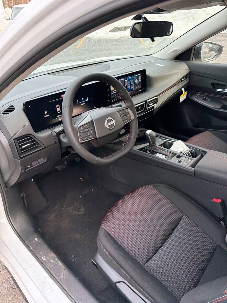 New 2026 Nissan Sentra SR w/ Floor Mat Package image 17