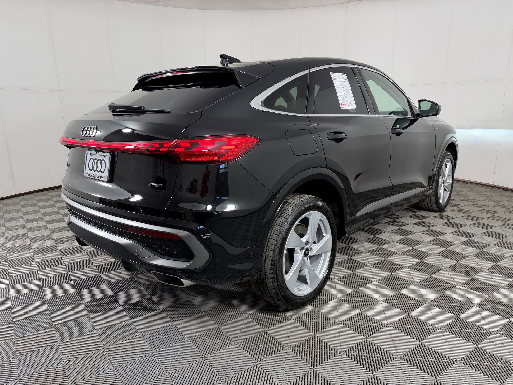 New 2026 Audi Q5 Premium Plus AWD/4WD image 9