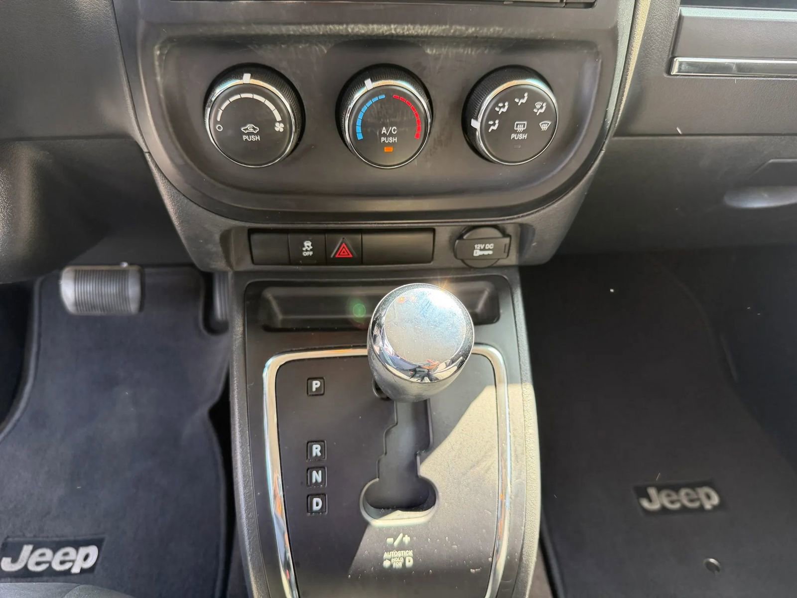 Used 2015 Jeep Patriot Sport w/ Power Value Group FWD image 32