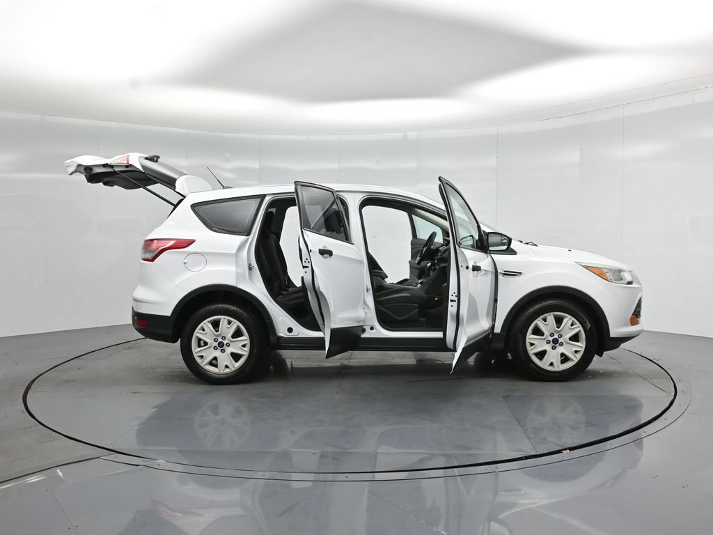 Used 2015 Ford Escape S FWD image 4