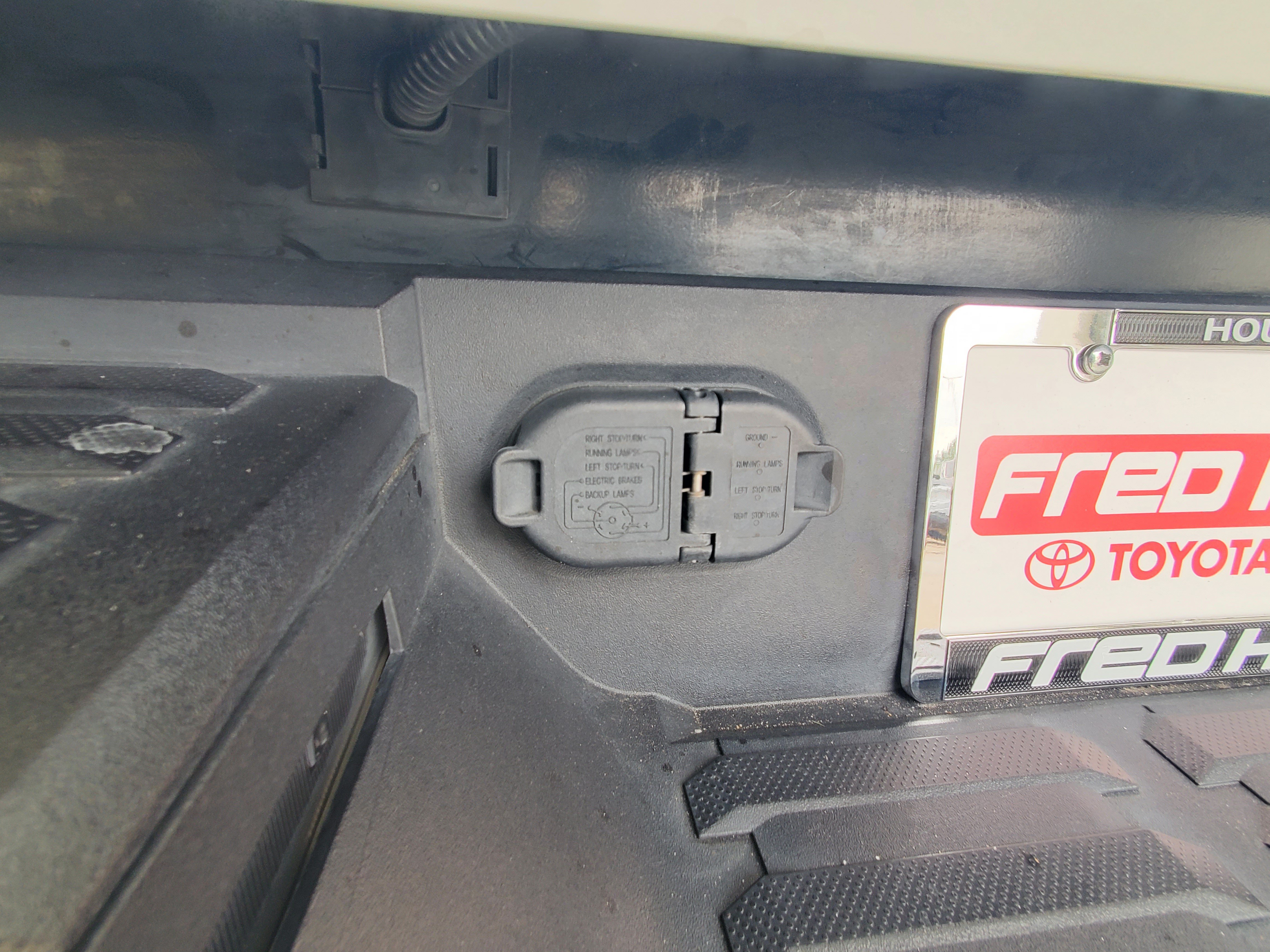 Used 2023 Toyota Tundra Limited w/ Power Package AWD/4WD image 11