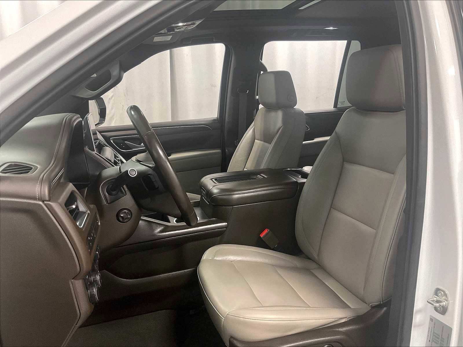 Used 2021 Chevrolet Tahoe LT w/ LT Signature Package image 10