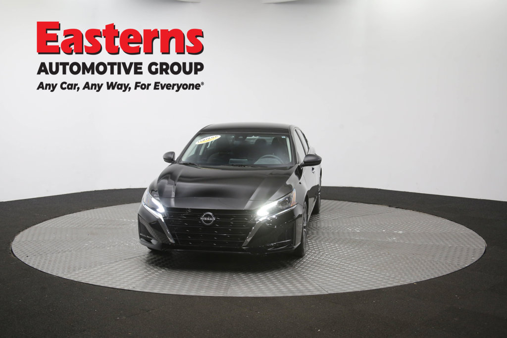 Used 2024 Nissan Altima 2.5 SV FWD image 55
