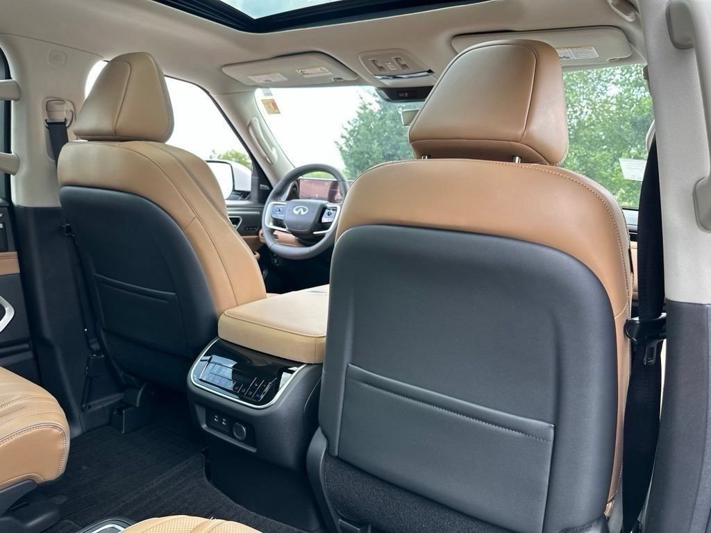 New 2027 INFINITI QX80 Luxe w/ Cargo Package AWD/4WD image 19