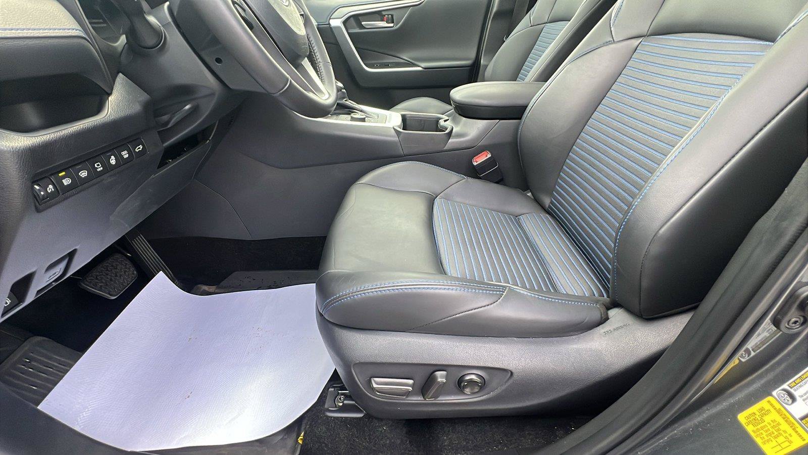 Used 2024 Toyota RAV4 XSE w/ Advanced Technology Package AWD/4WD image 23