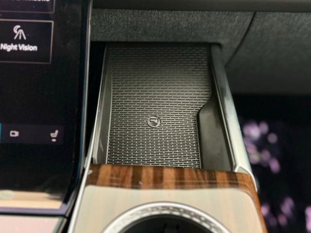 New 2026 Cadillac Escalade Platinum Luxury w/ LPO, Floor Liner Package AWD/4WD image 18