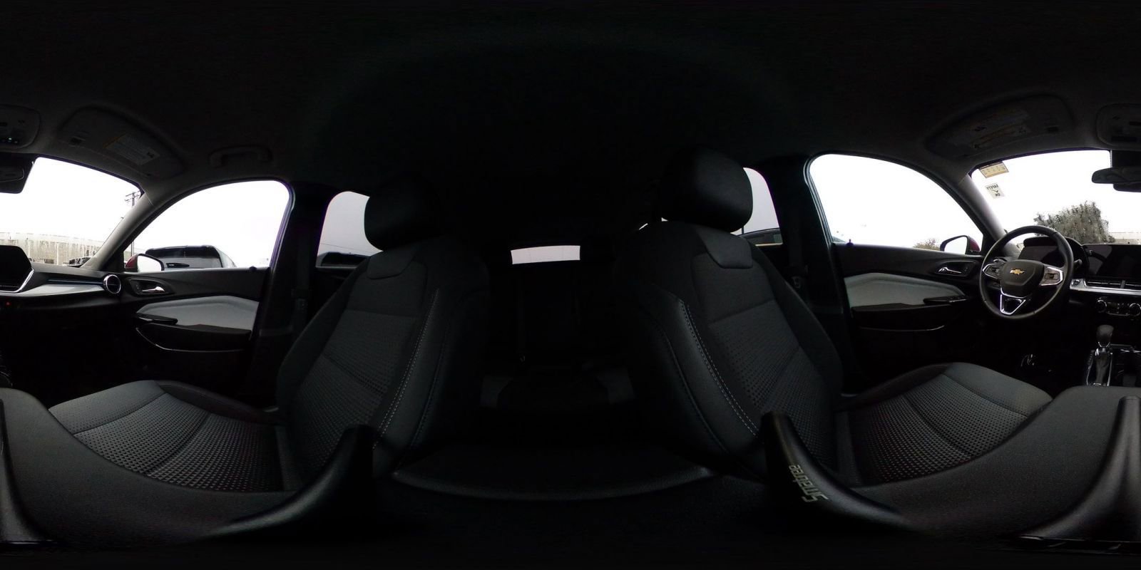 Used 2025 Chevrolet Trax LT w/ LT Convenience Package image 36