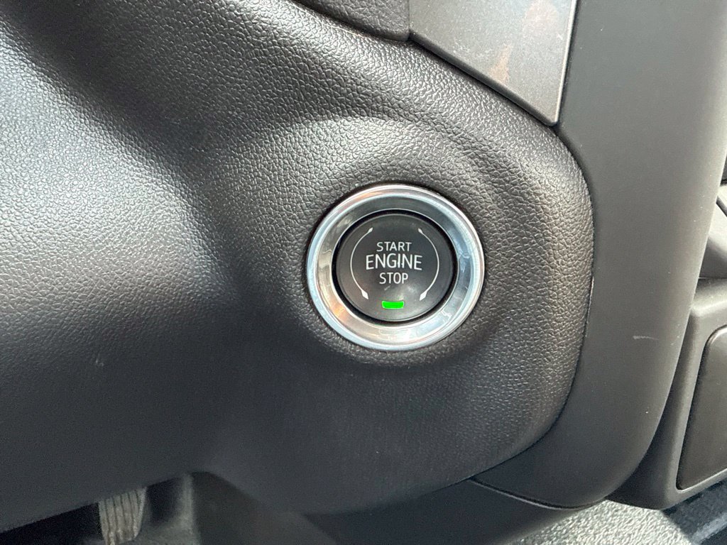 Used 2025 Chevrolet Silverado 1500 W/T RWD image 17