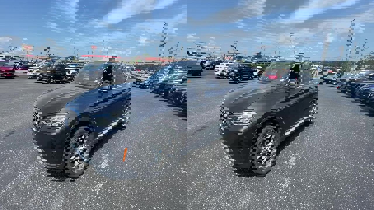 Used 2023 BMW X3 xDrive30i image 5
