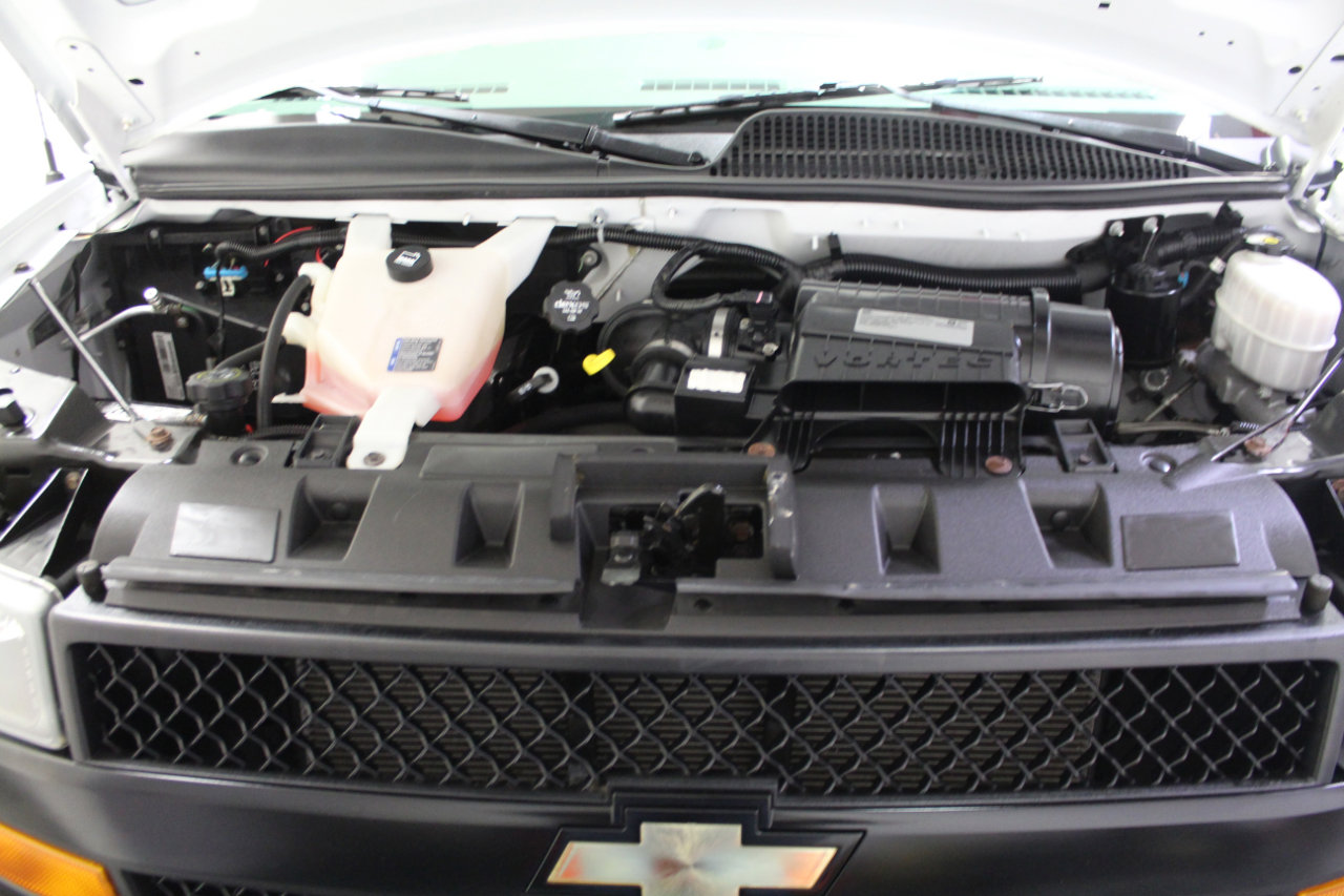 Used 2020 Chevrolet Express 2500 w/ Driver Convenience Package image 32