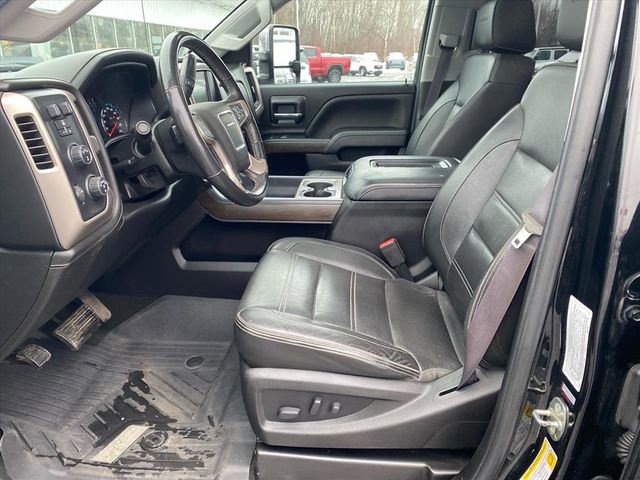 Used 2017 GMC Sierra 3500 Denali image 9