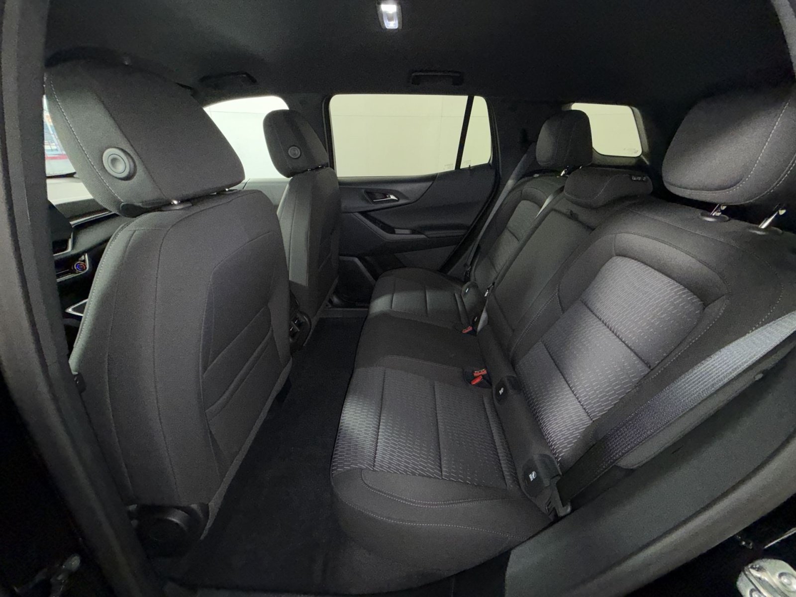 New 2027 Chevrolet Equinox LT FWD image 24