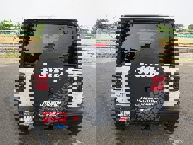 New 2023 Jeep Wrangler Rubicon w/ Steel Bumper Group image 8