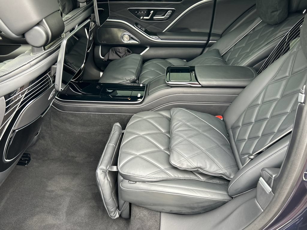 Used 2024 Mercedes-Benz Maybach S 680 4MATIC image 24