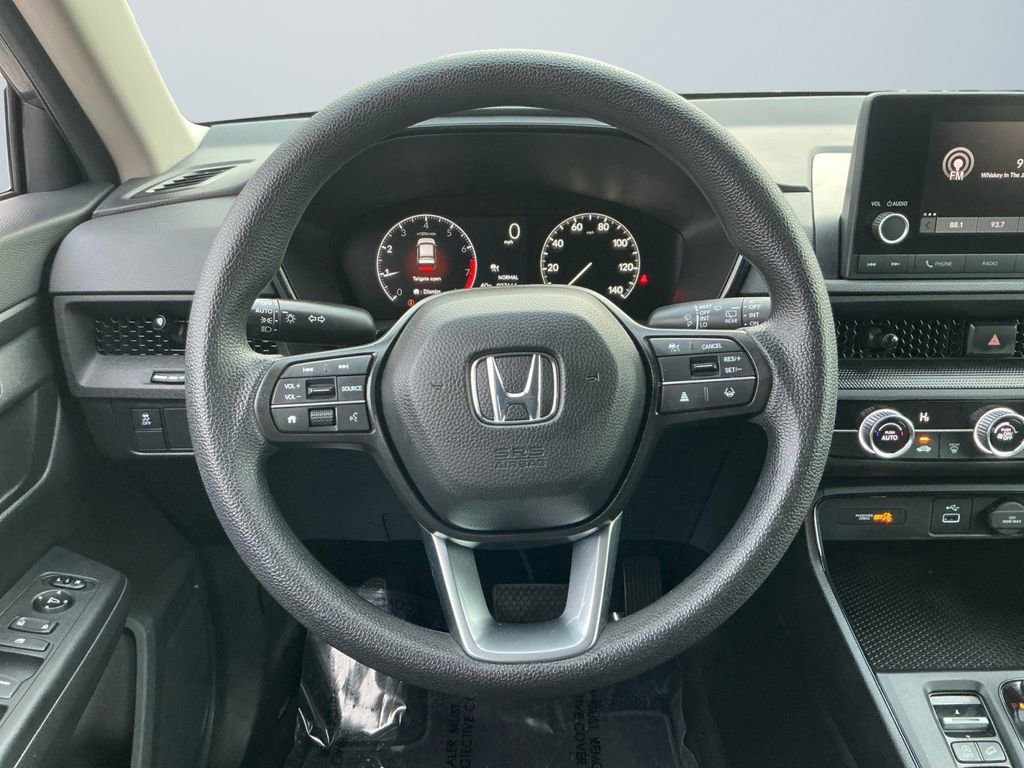 Used 2025 Honda CR-V LX image 13