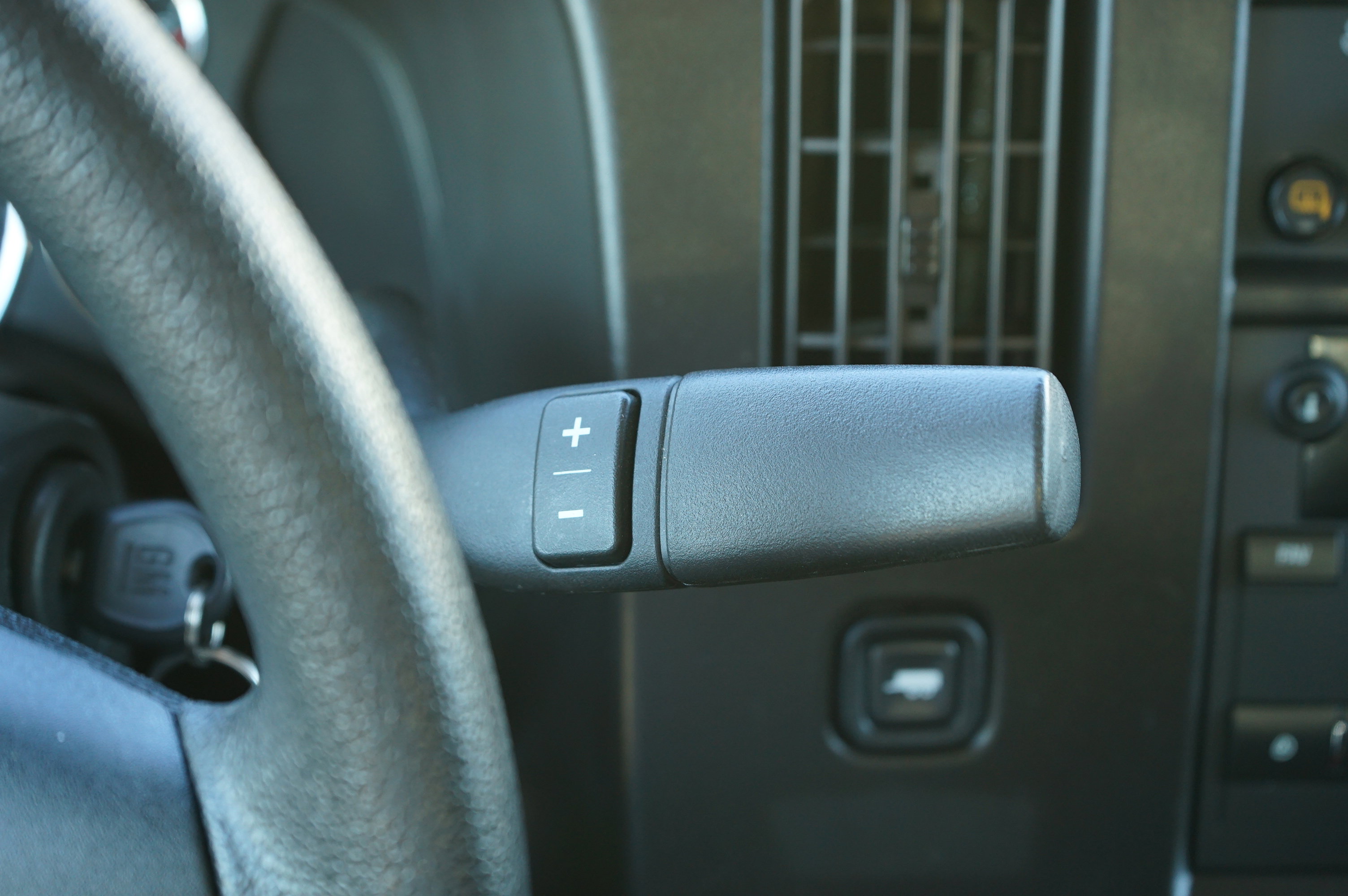 Used 2024 Chevrolet Express 2500 w/ Driver Convenience Package image 24