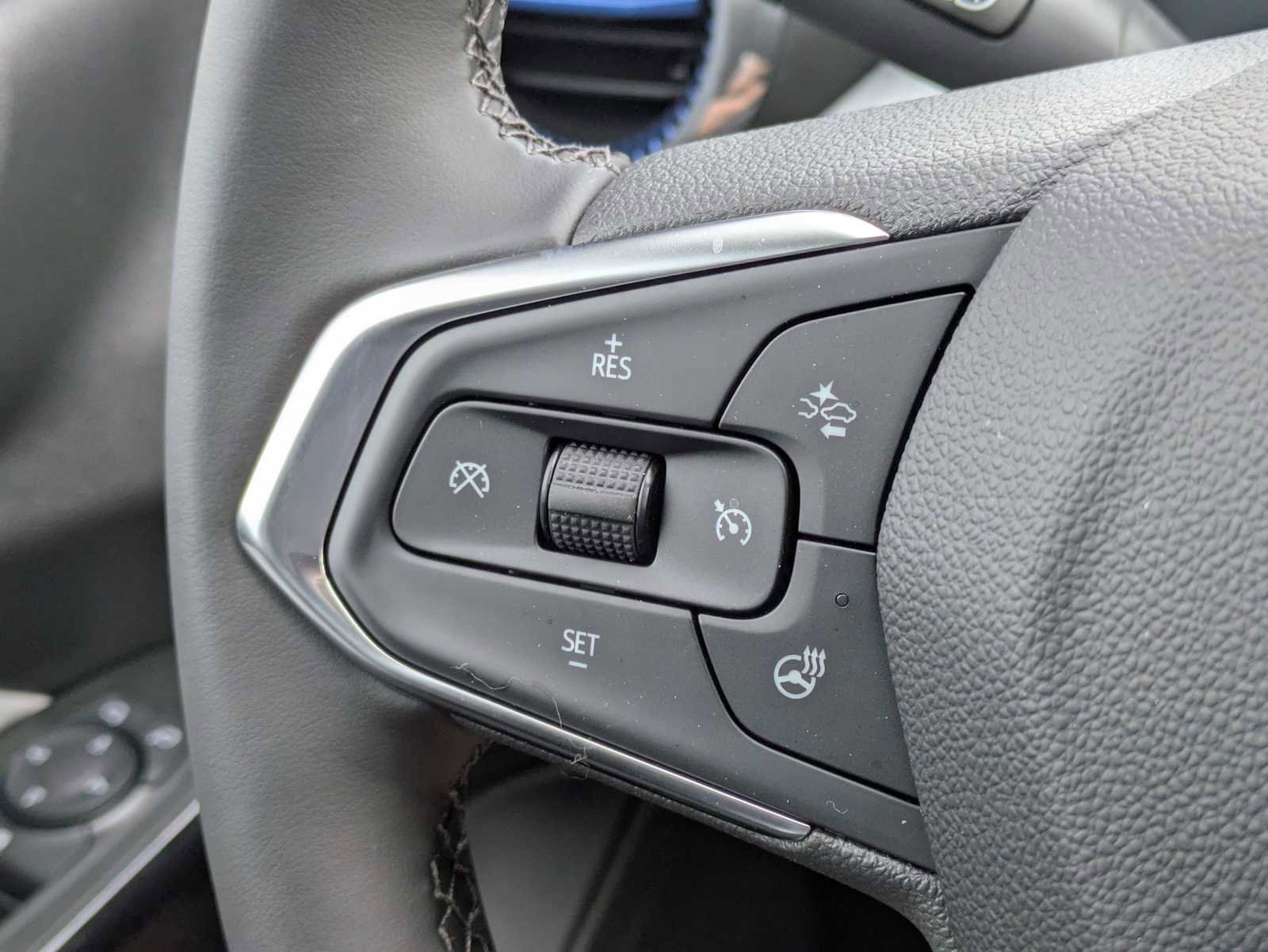 New 2026 Chevrolet Trax LT w/ Driver Confidence Package FWD image 24