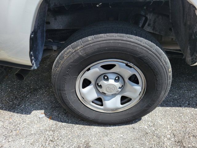 Used 2023 Toyota Tacoma SR AWD/4WD image 6