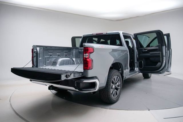 Used 2024 Chevrolet Silverado 1500 LT AWD/4WD image 21