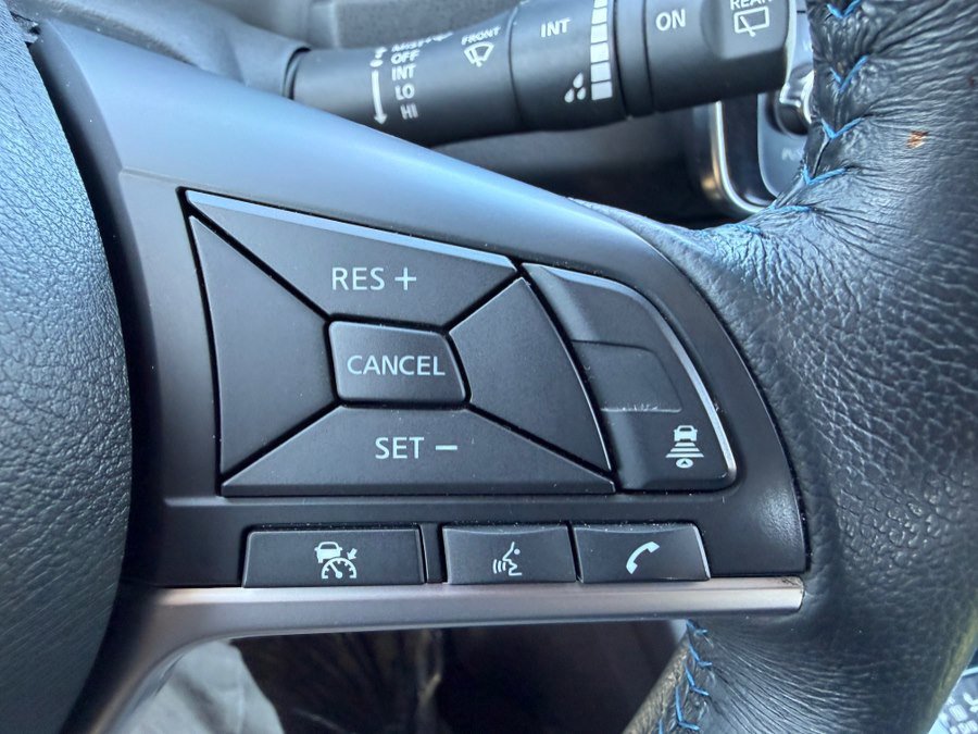 Used 2018 Nissan Leaf SV w/ Protection Package FWD image 16