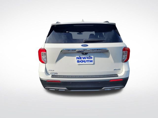 Used 2023 Ford Explorer XLT w/ Equipment Group 202A image 4