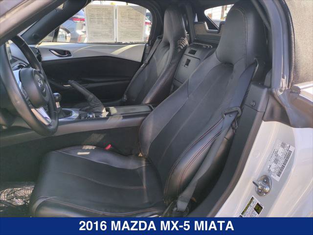 Used 2016 MAZDA MX-5 Miata Club RWD image 21