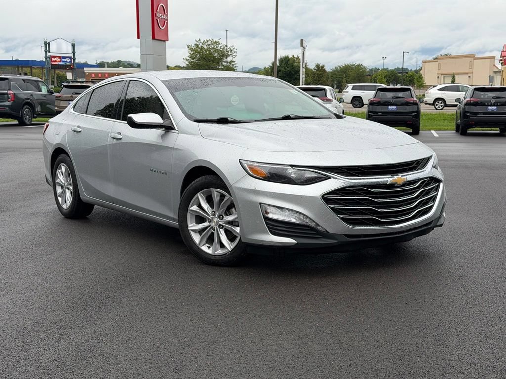 Used 2022 Chevrolet Malibu LT FWD image 1
