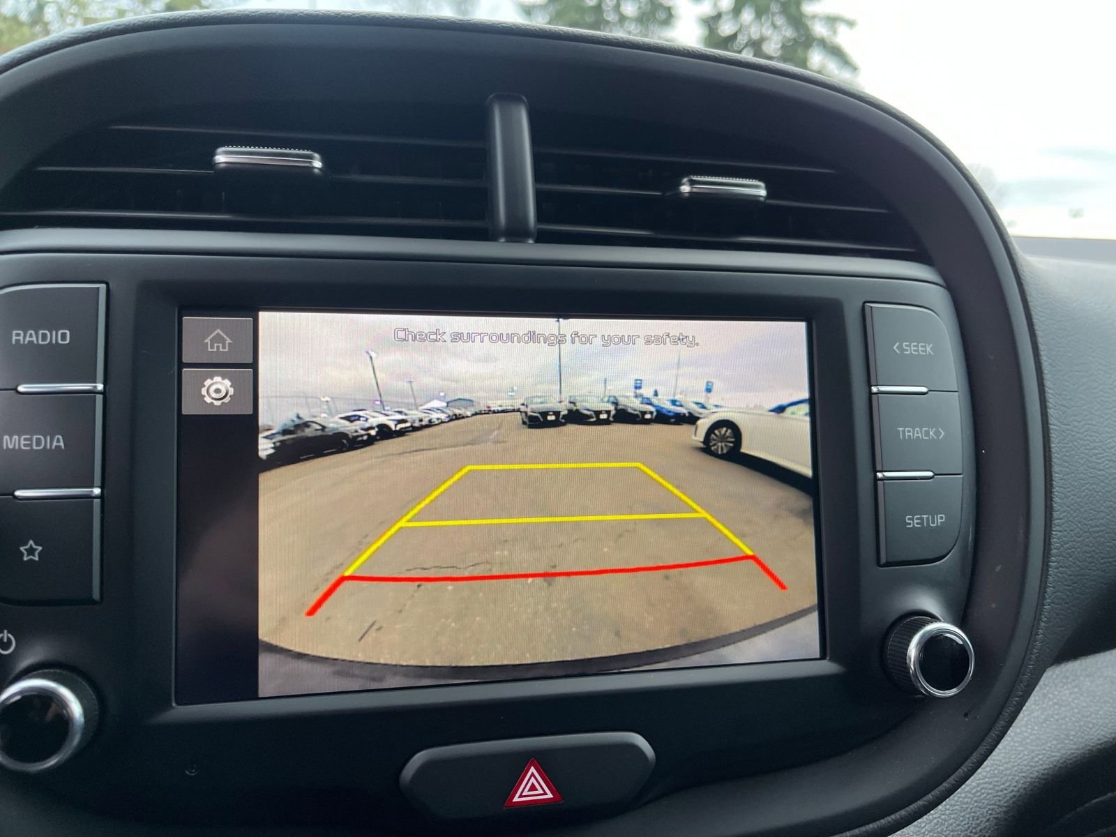 Used 2025 Kia Soul LX w/ LX Technology Package image 24