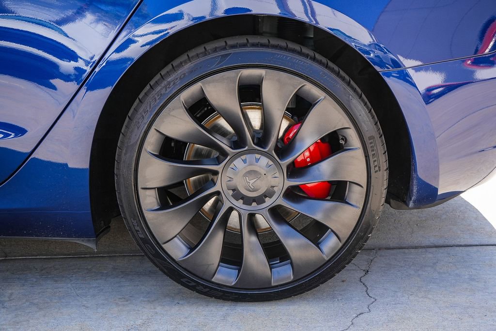 Used 2023 Tesla Model 3 Performance image 11