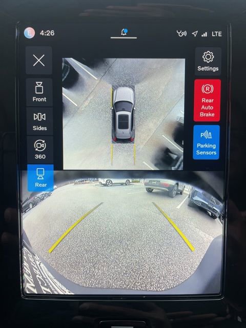 Certified 2024 Volvo XC40 B5 Plus w/ Protection Package Premier image 23