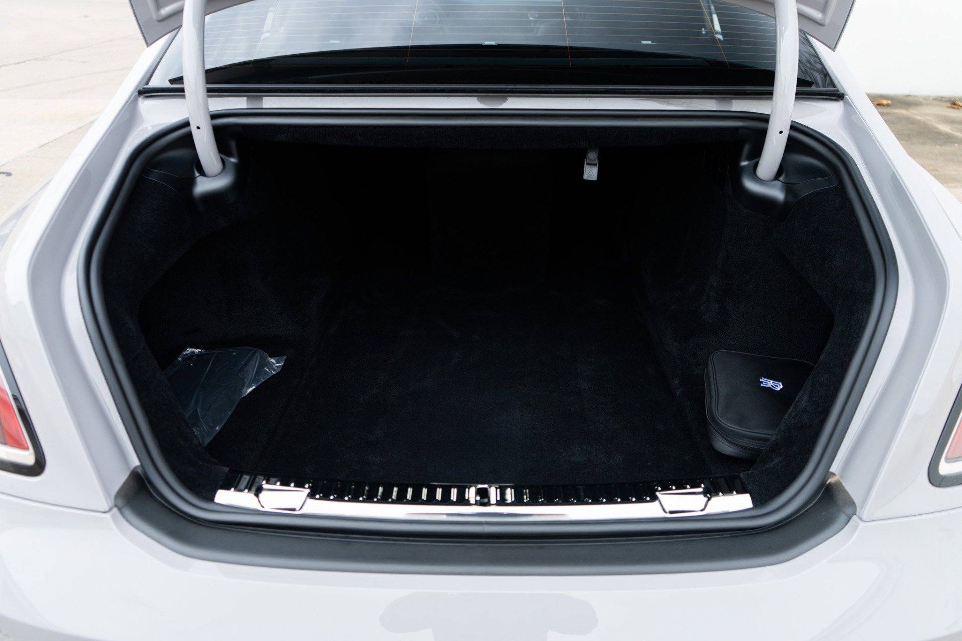 Used 2025 Rolls-Royce Ghost AWD/4WD image 43