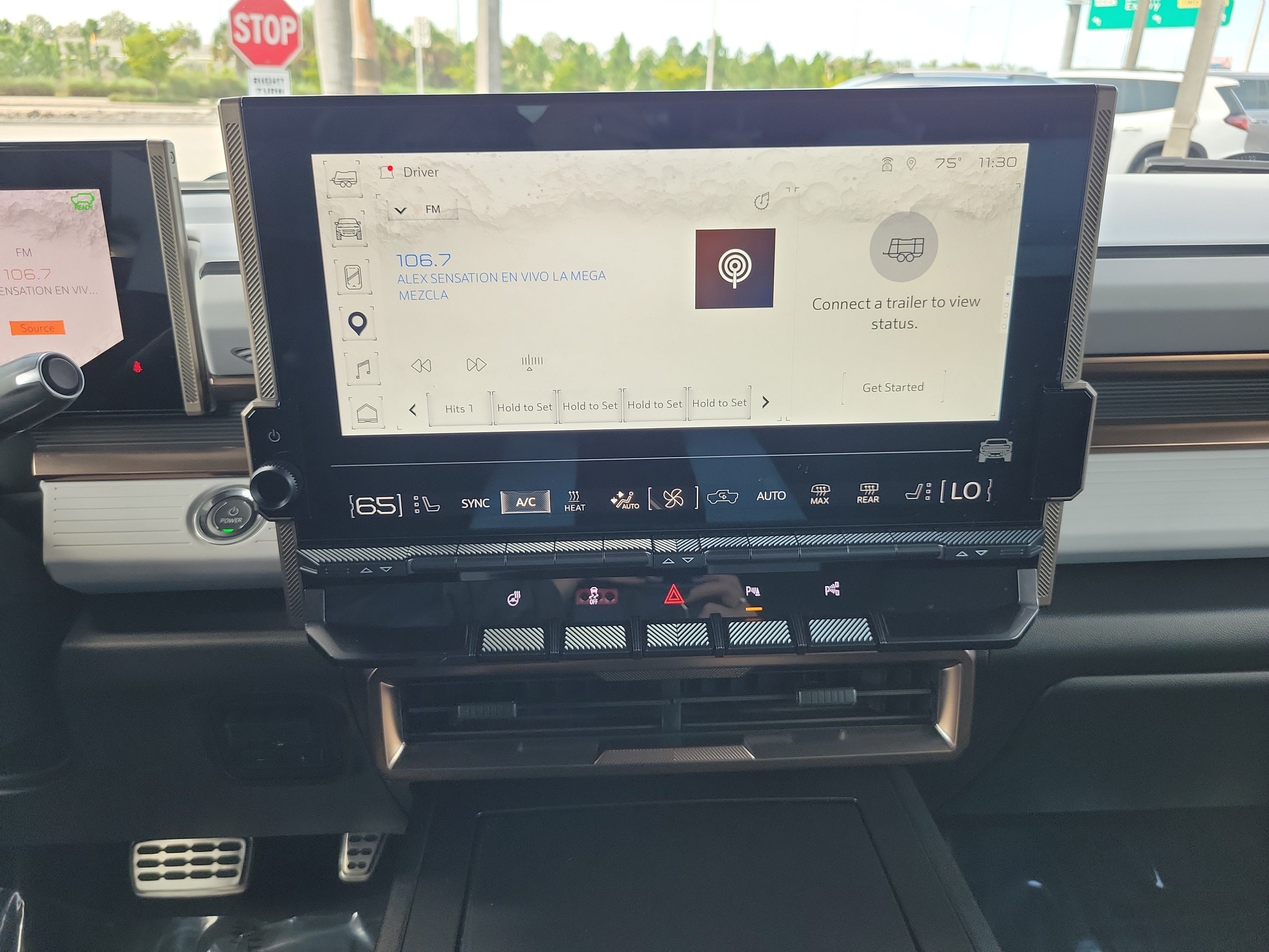 Used 2024 GMC Hummer EV 3X w/ LPO, Sport Package AWD/4WD image 21