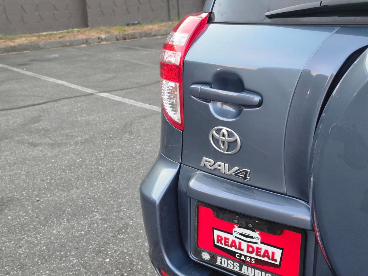 Used 2011 Toyota RAV4 4WD w/ Base L4 Extra Value Pkg image 34