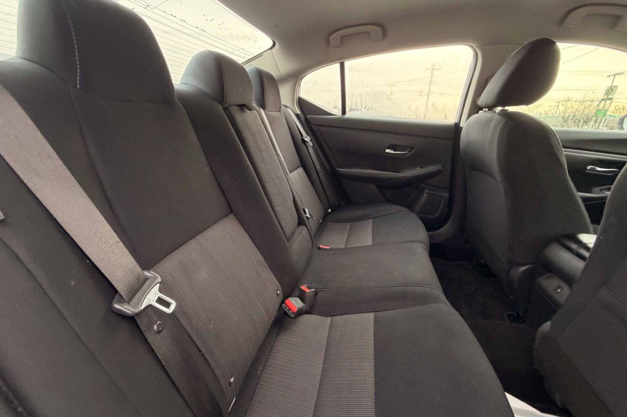 Used 2021 Nissan Sentra SV image 23